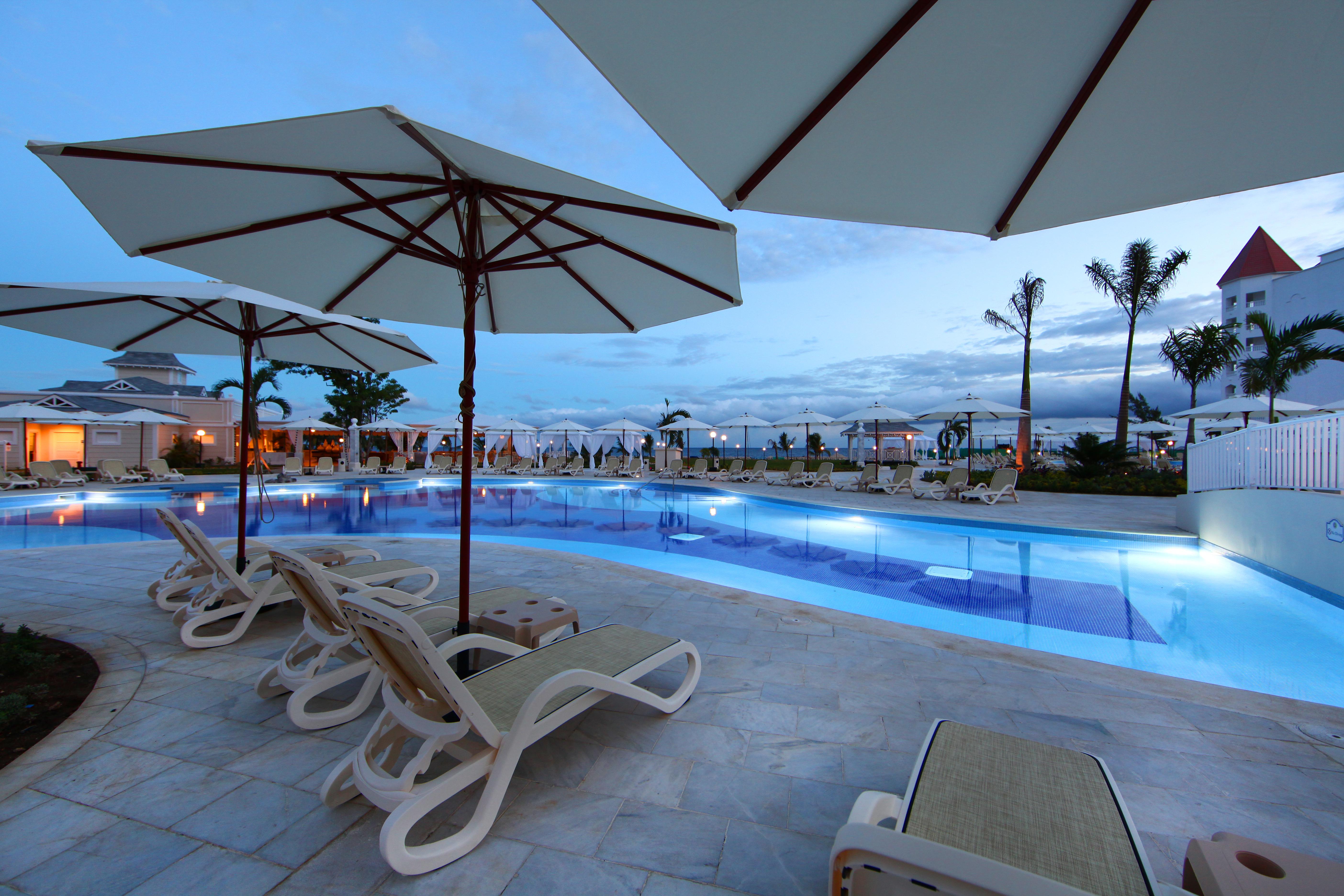 Bahia Principe Luxury Runaway Bay (Adults Only) 外观 照片