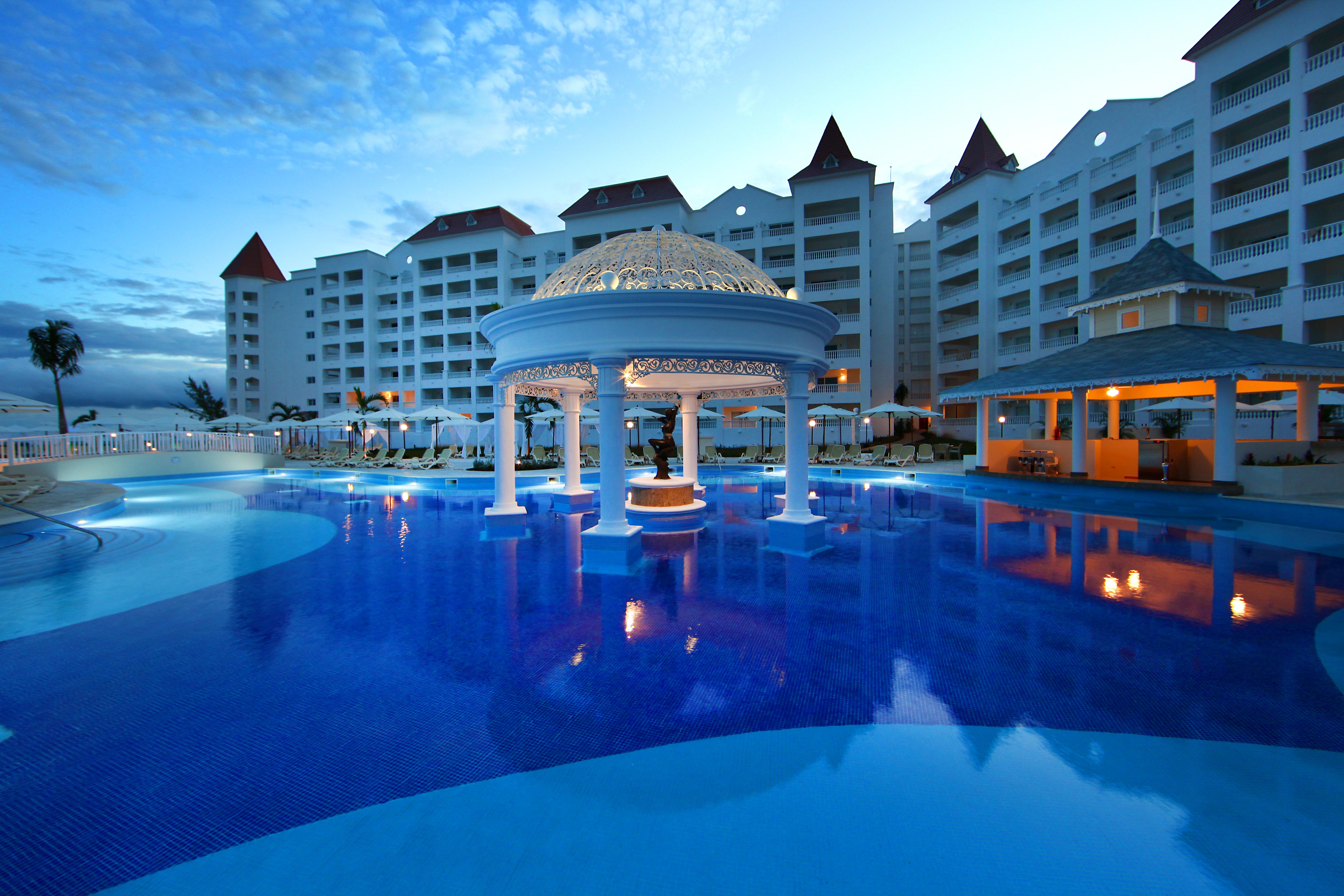 Bahia Principe Luxury Runaway Bay (Adults Only) 外观 照片